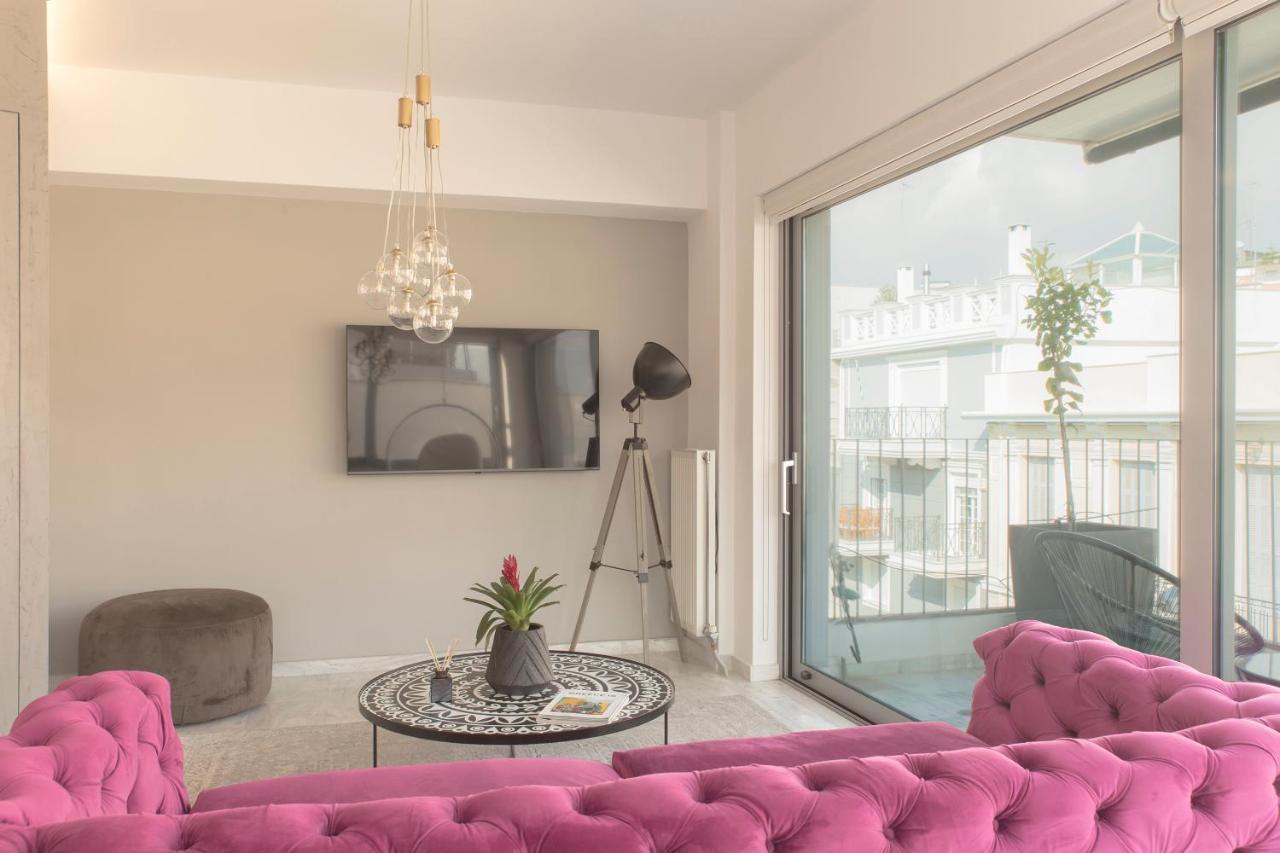Luxury Apartment Near Acropolis-Living Stone Gold アテネ エクステリア 写真