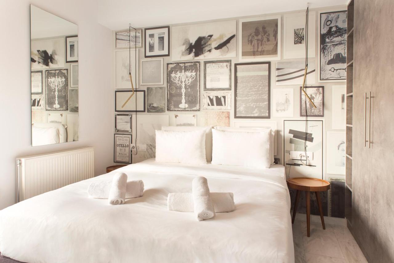 Luxury Apartment Near Acropolis-Living Stone Gold アテネ エクステリア 写真